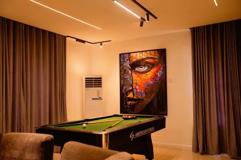 Living Room / Lounge