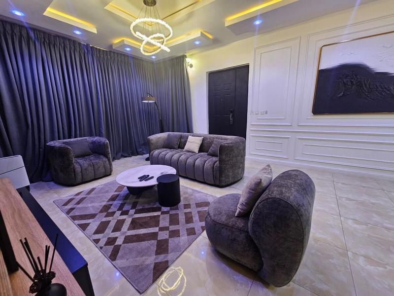 Living Room / Lounge